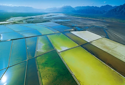 青海盐田实景